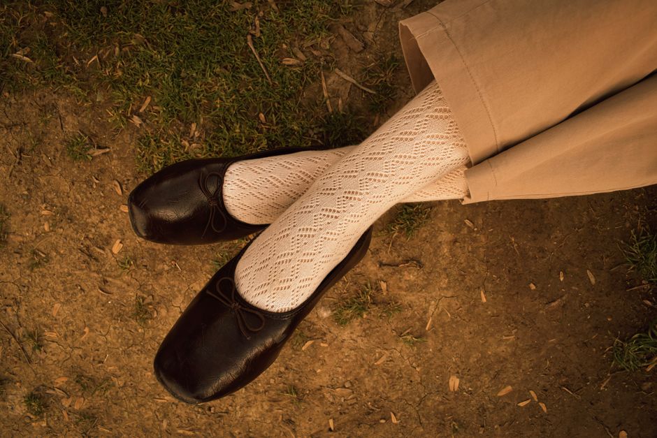 How to Wear Ballet Pumps With Dresses