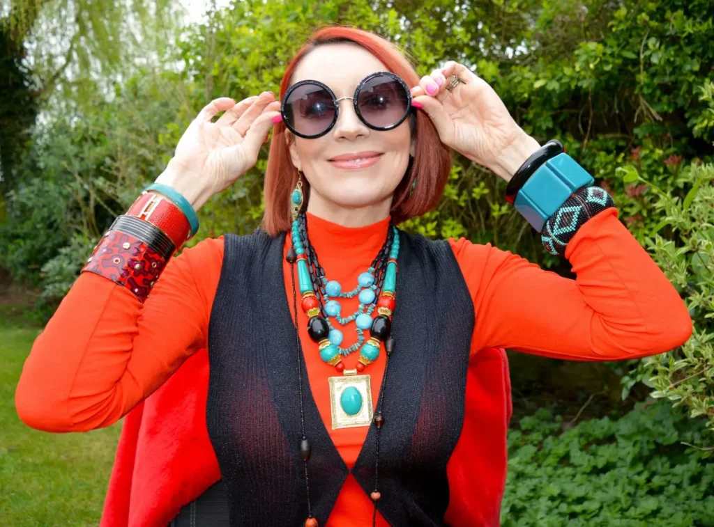 The Best Accessories to Elevate a Basic Outfit