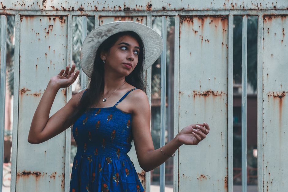 How to Style Cheap Maxi Dresses for Brunch and Nights Out